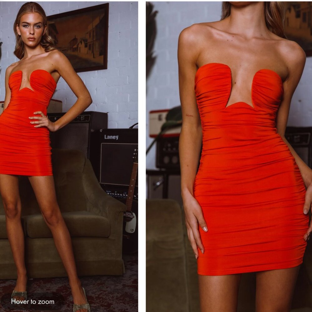 Selfie Leslie Ruched Strapless Tangerine Dress